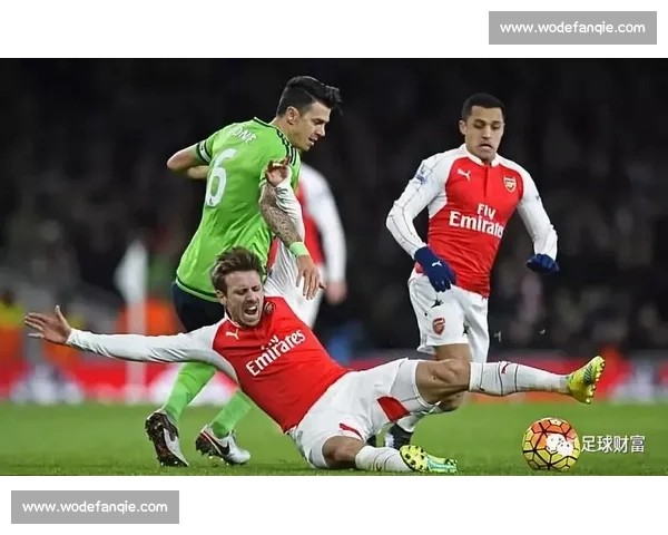 现代足球战术体系演变与实战应用深度解析及球队攻防结构创新策略研究